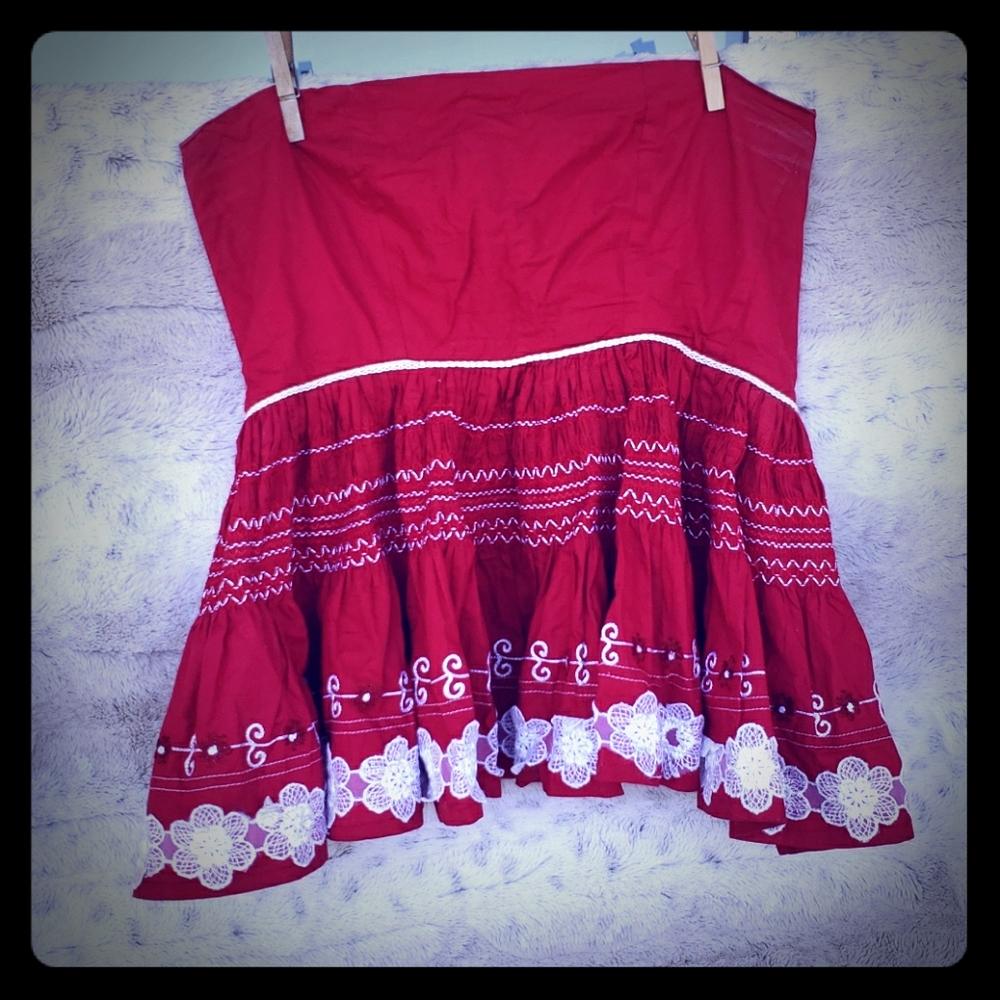 Flouncy Open-backed Top size M